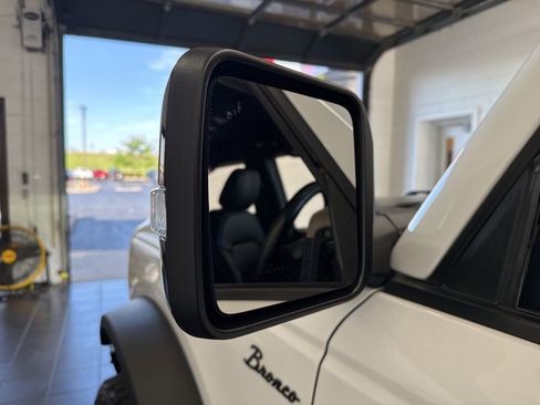 Used 2021 Ford Bronco Wildtrak AWD/4WD image 13