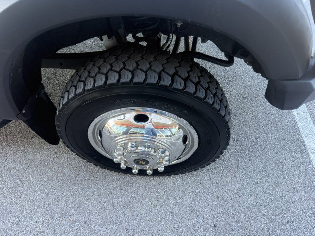 Used 2019 Ford F550 4x4 Regular Cab Super Duty image 22