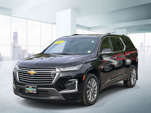 Used 2023 Chevrolet Traverse Premier w/ LPO, Cargo Package AWD/4WD image 1