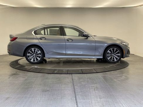 Used 2026 BMW 330i xDrive Sedan w/ Convenience Package AWD/4WD image 6