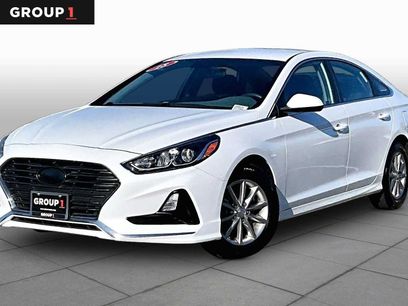 Used 2018 Hyundai Sonata SE w/ Cargo Package