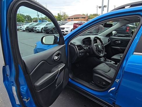 Certified 2022 Jeep Cherokee Limited image 14