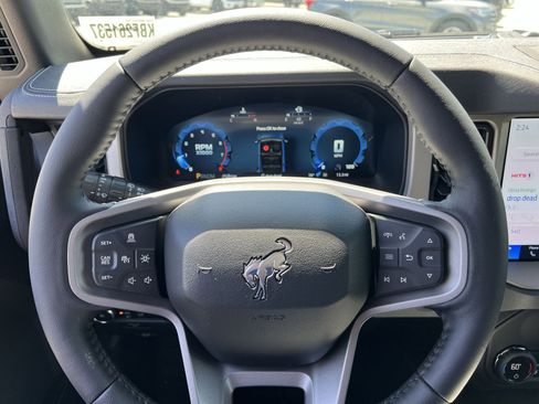 New 2026 Ford Bronco Outer Banks AWD/4WD image 16