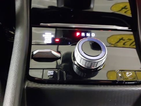 Used 2024 Jeep Grand Cherokee Limited 4xe image 21