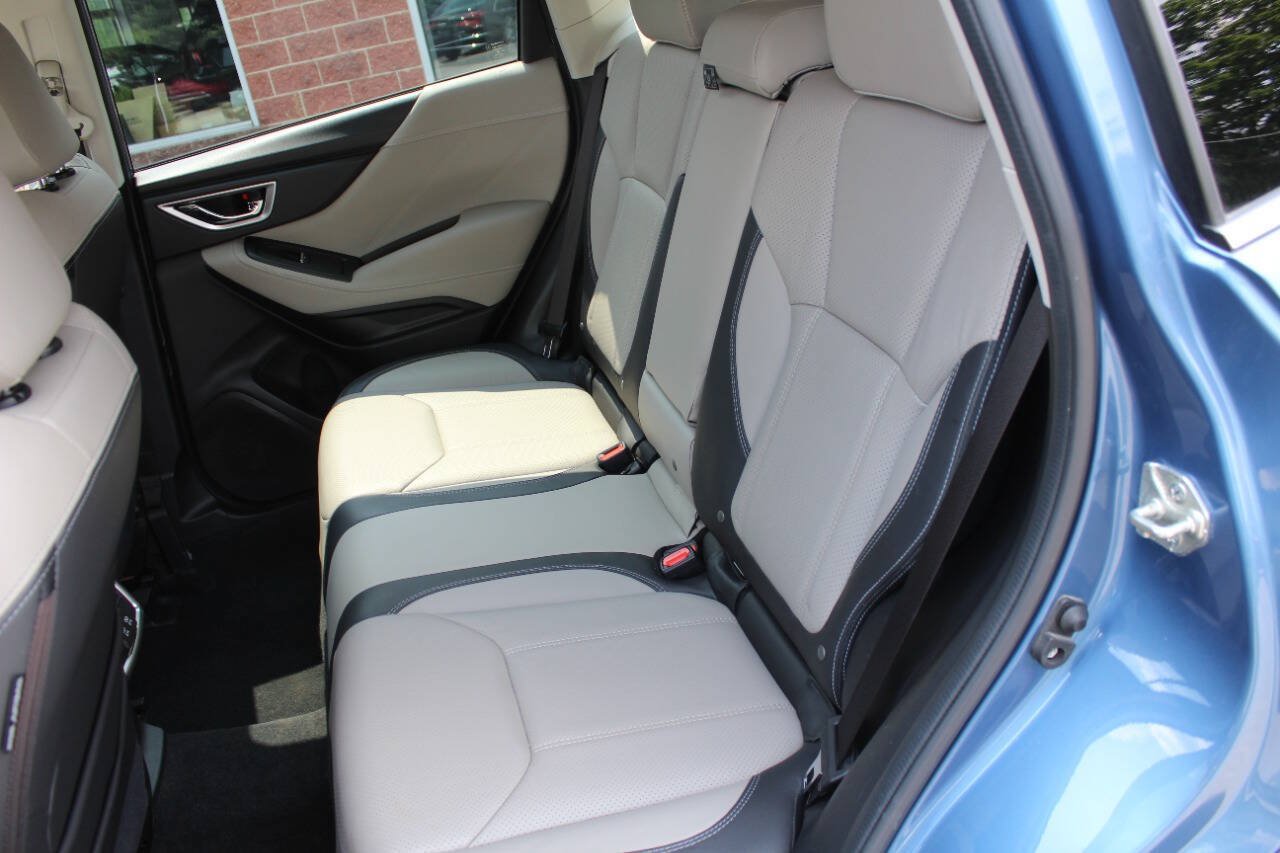Used 2021 Subaru Forester Limited AWD/4WD image 25