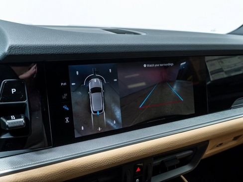 New 2026 Porsche Cayenne image 17