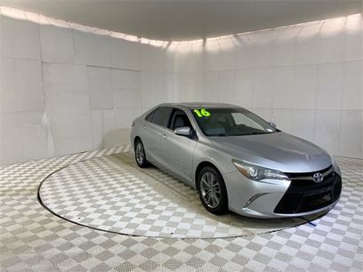 Used 2016 Toyota Camry SE