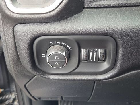Used 2020 RAM 2500 Laramie w/ Night Edition AWD/4WD image 25