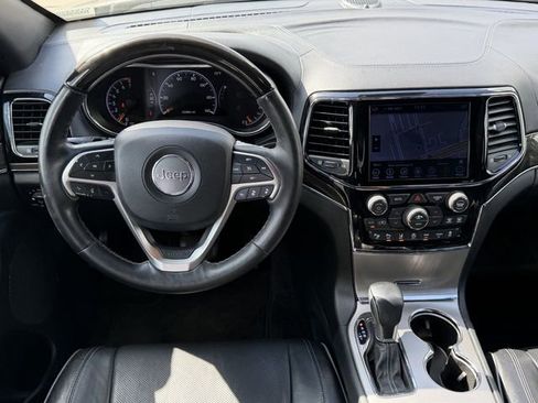 Used 2019 Jeep Grand Cherokee Overland image 10