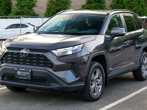Used 2023 Toyota RAV4 XLE w/ Convenience Package AWD/4WD image 3