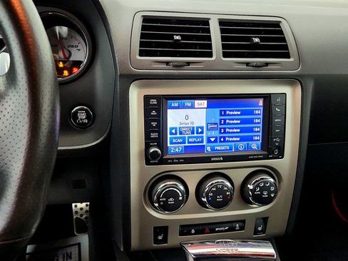 Used 2012 Dodge Challenger SRT8 RWD image 19