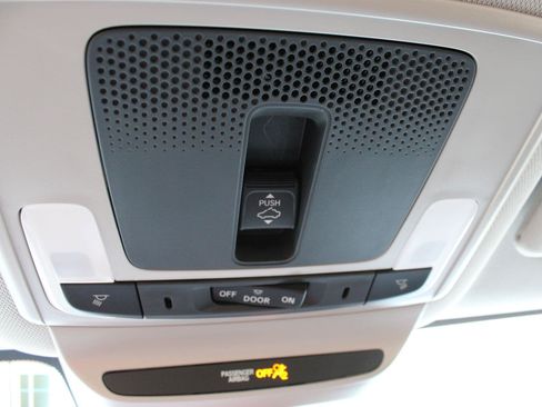 Used 2026 Honda HR-V EX-L image 52