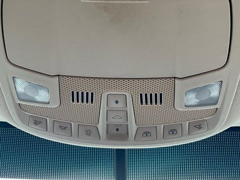 Used 2016 Ford Edge SEL w/ Equipment Group 201A AWD/4WD image 16