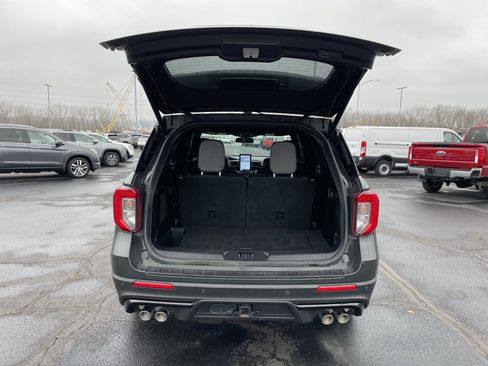 Certified 2022 Ford Explorer ST w/ Equipment Group 401A image 5
