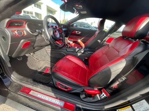 Used 2021 Ford Mustang GT Premium w/ Equipment Group 401A image 7