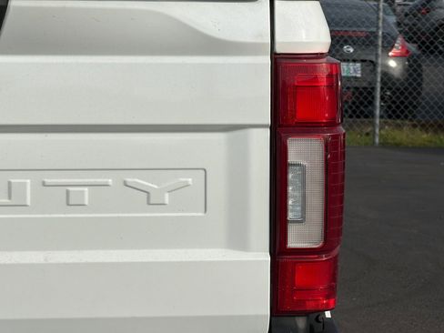 Used 2020 Ford F350 Lariat w/ Lariat Ultimate Package image 25