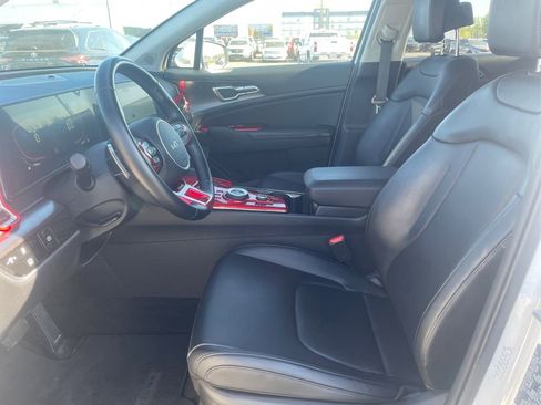 Used 2025 Kia Sportage EX AWD/4WD image 19