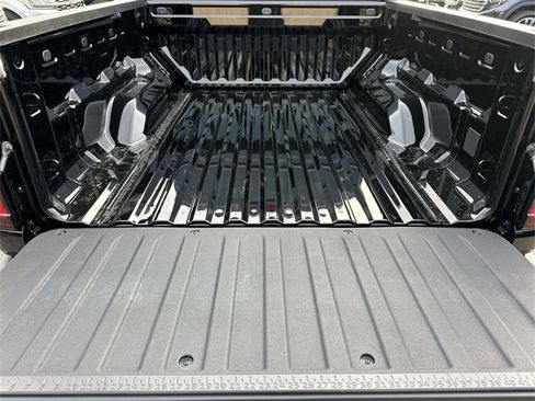 New 2026 GMC Canyon Elevation image 24