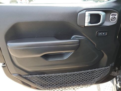 Used 2019 Jeep Wrangler Unlimited Sport AWD/4WD image 20
