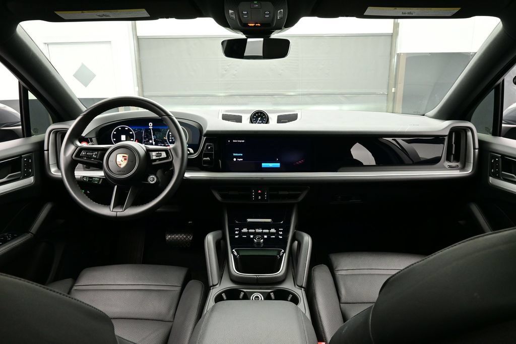 Certified 2024 Porsche Cayenne Coupe AWD/4WD image 20