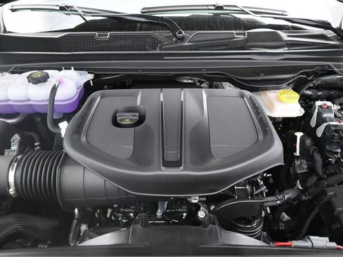 New 2026 RAM 1500 Laramie w/ Night Edition AWD/4WD image 18