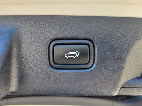 Used 2021 Hyundai Palisade Limited w/ Cargo Package image 24