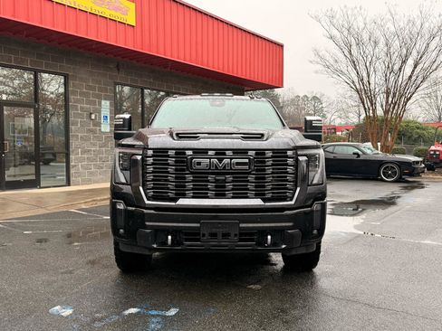 Used 2024 GMC Sierra 3500 Denali Ultimate image 5