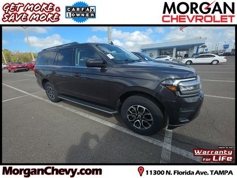 Used 2023 Ford Expedition Max XLT image 1