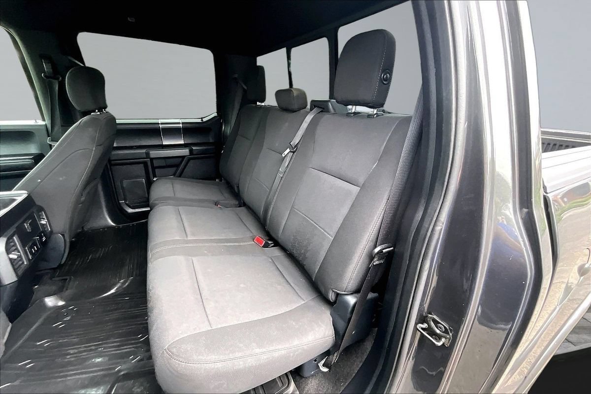 Used 2018 Ford F150 XLT w/ Equipment Group 302A Luxury AWD/4WD image 17