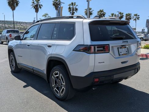 New 2026 Jeep Cherokee Laredo AWD/4WD image 3