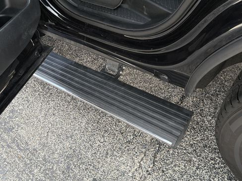 Used 2021 Ford Expedition Limited RWD image 20