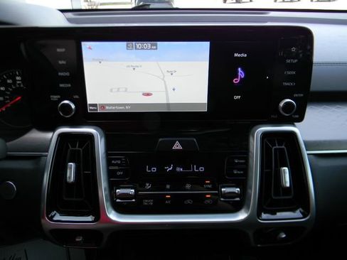 Used 2022 Kia Sorento SX AWD/4WD image 13
