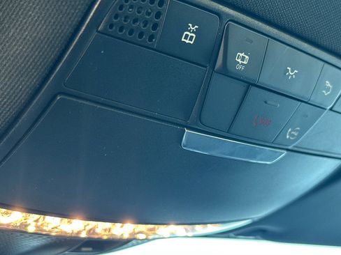 Used 2020 Mercedes-Benz E 350 Sedan image 23
