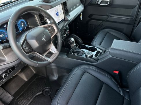 New 2025 Ford Bronco Big Bend w/ Black Diamond Package image 9