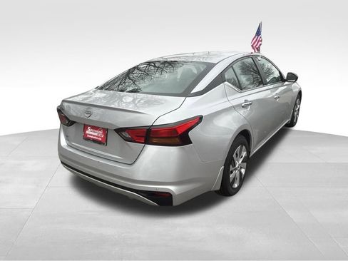 Used 2024 Nissan Altima 2.5 S image 20