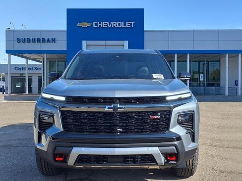 New 2026 Chevrolet Traverse Z71 w/ Driver Confidence Package image 2