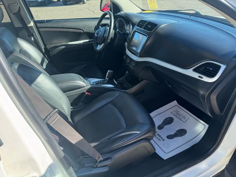 Used 2016 Dodge Journey R/T image 11