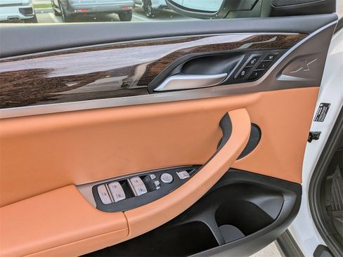 Used 2023 BMW X3 xDrive30i w/ Convenience Package image 11