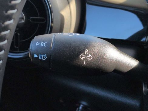 Certified 2023 MINI Cooper S w/ Signature Upholstery Package image 27