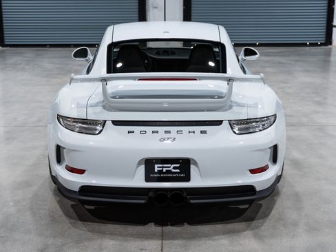 Used 2016 Porsche 911 GT3 RWD image 5