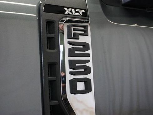 Used 2024 Ford F250 XLT AWD/4WD image 5
