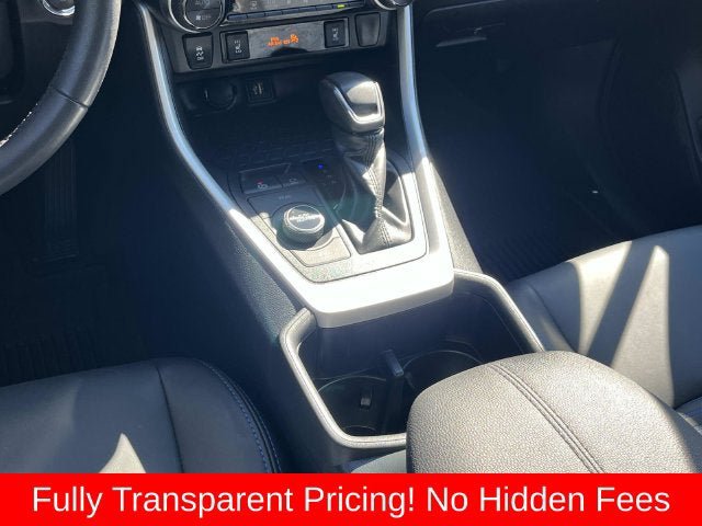 Used 2025 Toyota RAV4 XSE w/ Weather Package AWD/4WD image 14