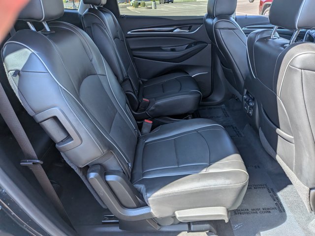 Used 2021 Buick Enclave Avenir w/ Avenir Technology Package AWD/4WD image 27