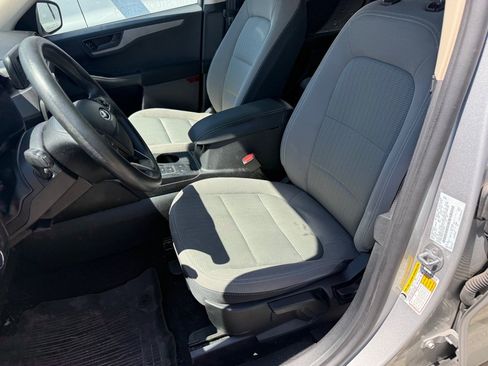 Used 2020 Ford Escape S AWD/4WD image 3