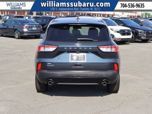Used 2022 Ford Escape SE w/ SE Sport Appearance Package FWD image 7