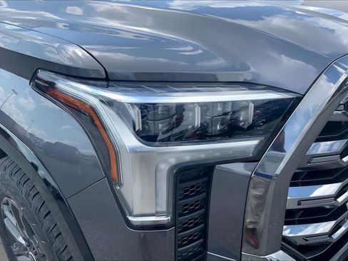 Used 2024 Toyota Tundra Platinum AWD/4WD image 28