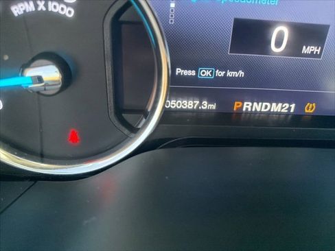 Used 2019 Ford F350 Lariat w/ Lariat Value Package image 21