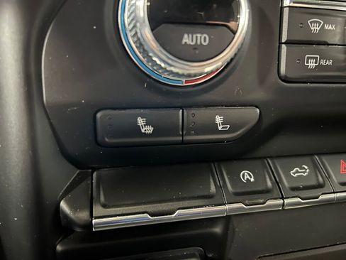 Used 2021 GMC Sierra 1500 Elevation w/ X31 Off-Road Package image 13