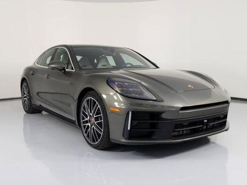 New 2026 Porsche Panamera 4 image 12