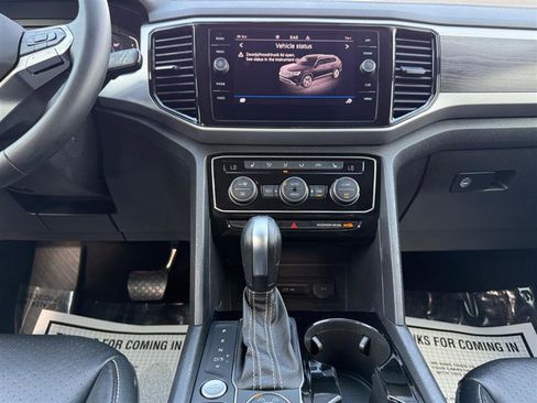 Used 2022 Volkswagen Atlas SE image 12